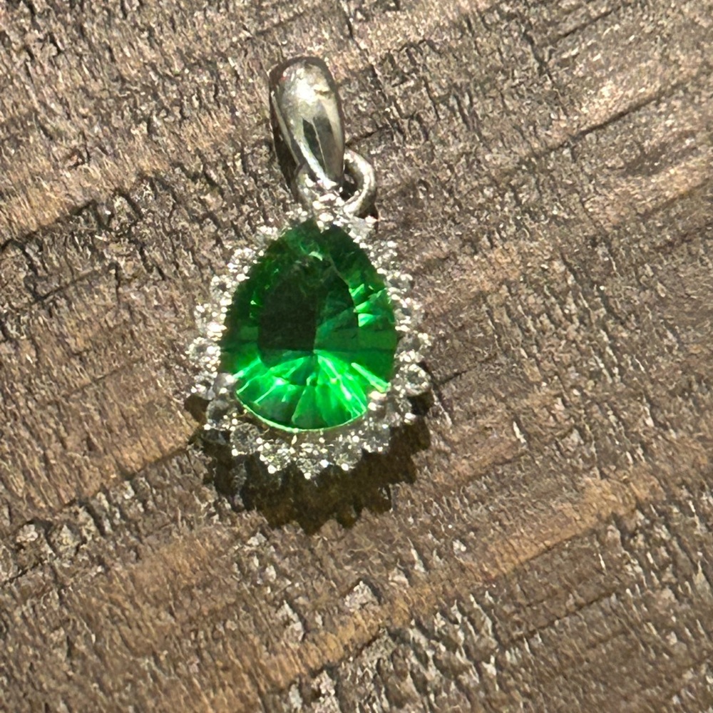 Sterling Silver Green Pendant